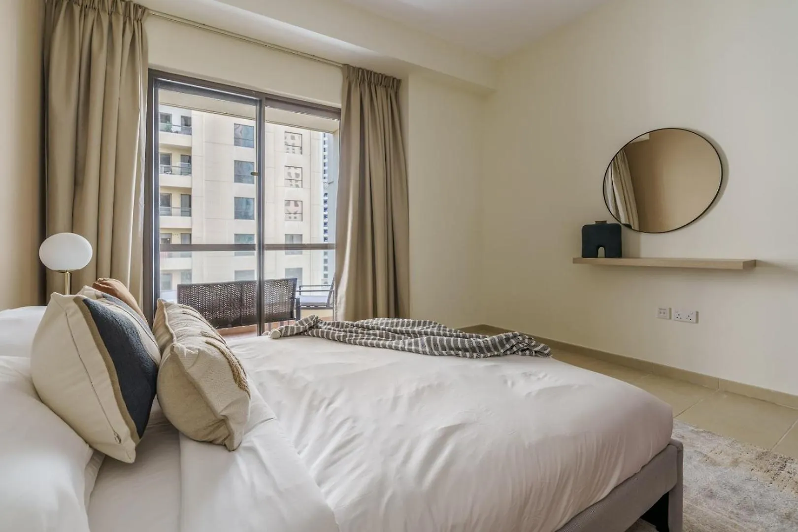 Guestready - Contemporary Apt In Jbr Dubai 0*,